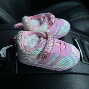 NWT Nautica toddler shoes